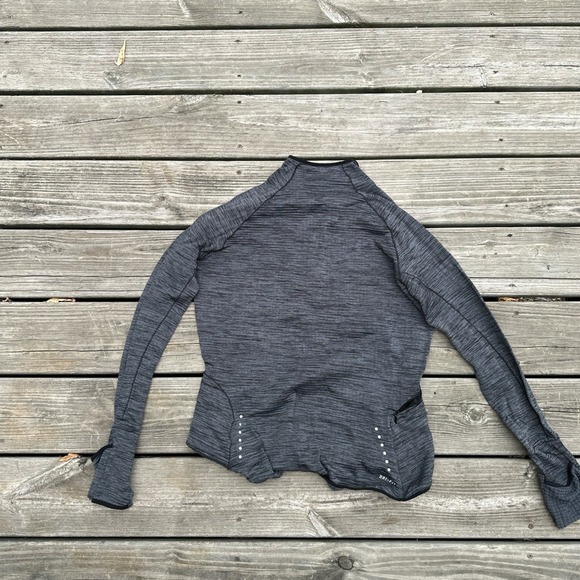 Nike Dri-FIT Gray Half-Zip Long Sleeve Running Pullover Women's Medium‎ - Picture 3 of 3